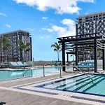 Wonderful 2 Bedroom Apartment In Downtown Doral