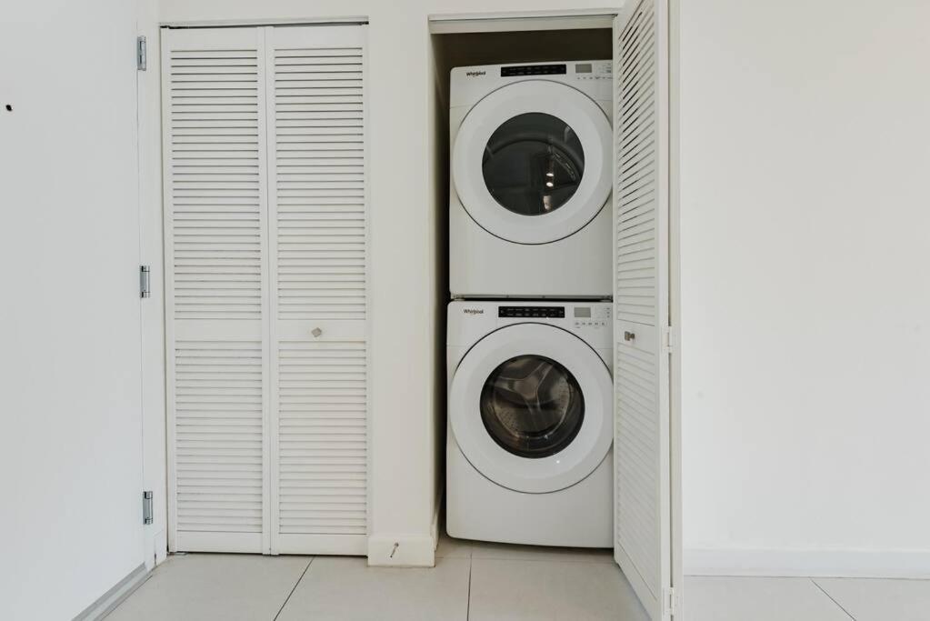 Wonderful 2 Bedroom In Downtown Doral Miami
